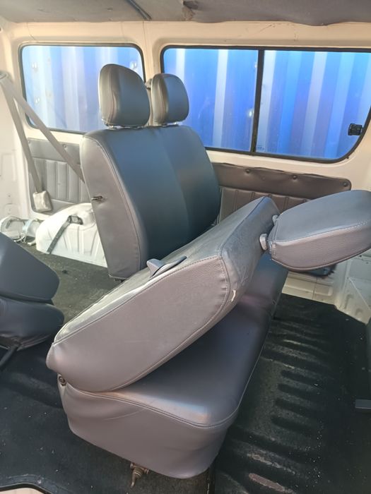 Banco Toyota hiace