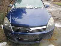 Zderzak przedni Opel Astra H
