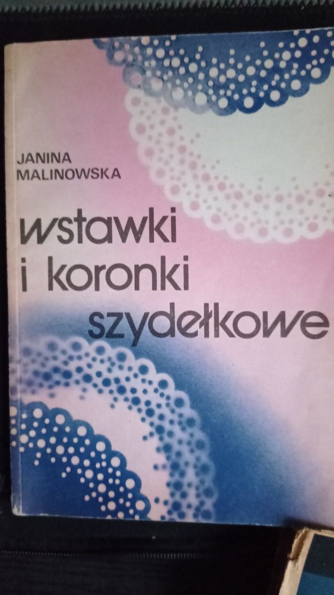 Wstawki i koronki szydełkowe - Janina Malinowska