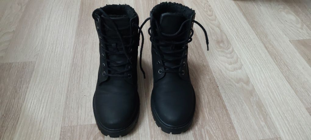 Buty trapery Pier One 42