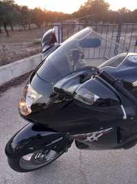 Honda cbr 1100 xx