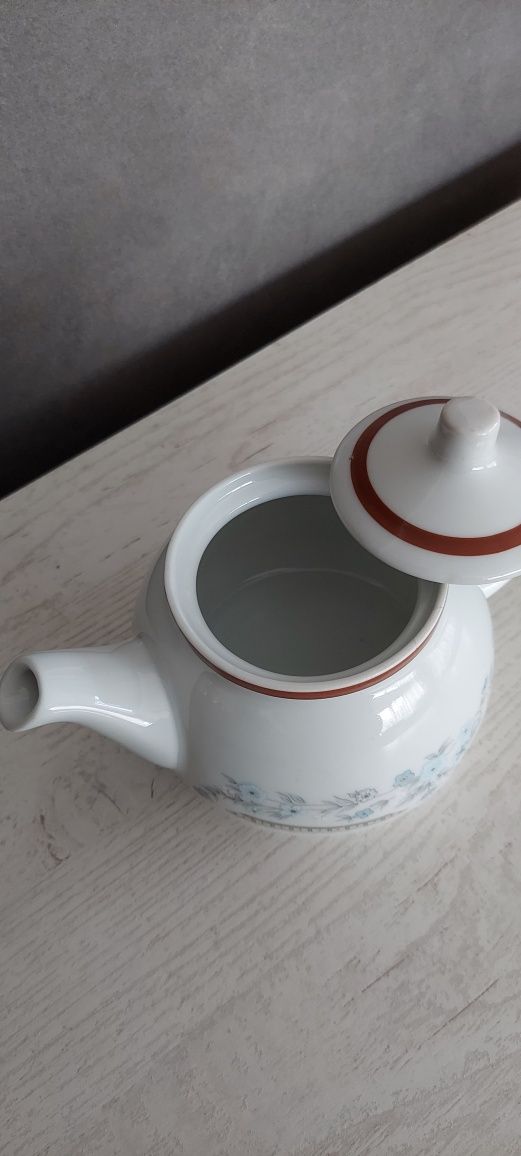 Imbryk zaparzacz do herbaty czajniczek porcelana