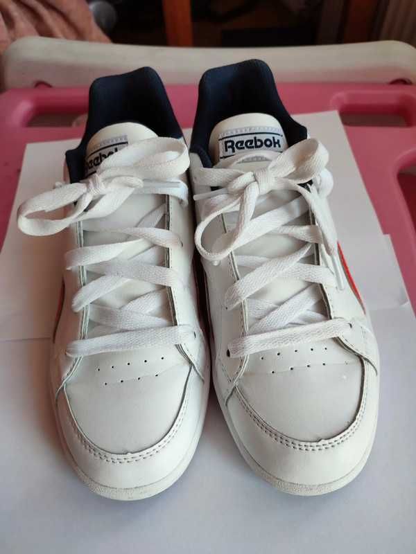 Buty Reebok białe rozmiar 38.5