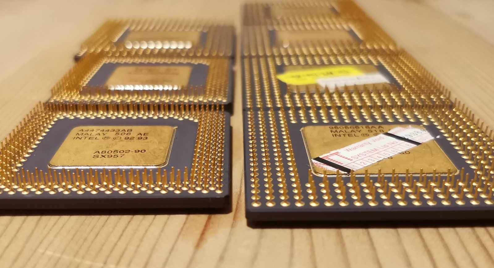 Złote Intel Pentium - stare komponenty