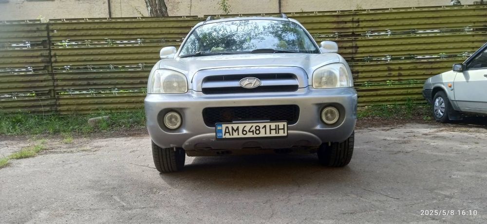 Продам власне авто Hyundai Santa Fe 2006 р 2.0 газ/ бензин МКПП