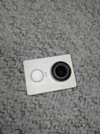 Екшн камера Xiaomi YI біла