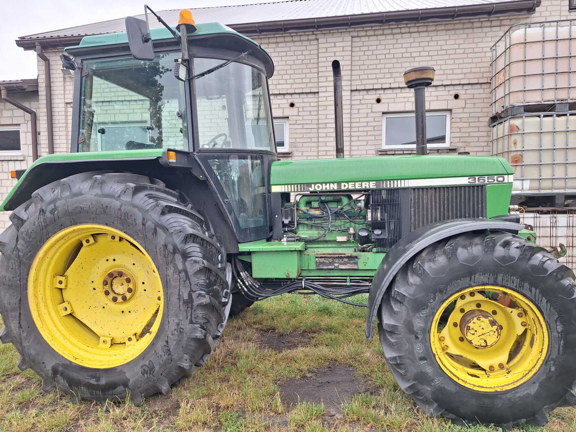 Ciągnik John Deere 3650