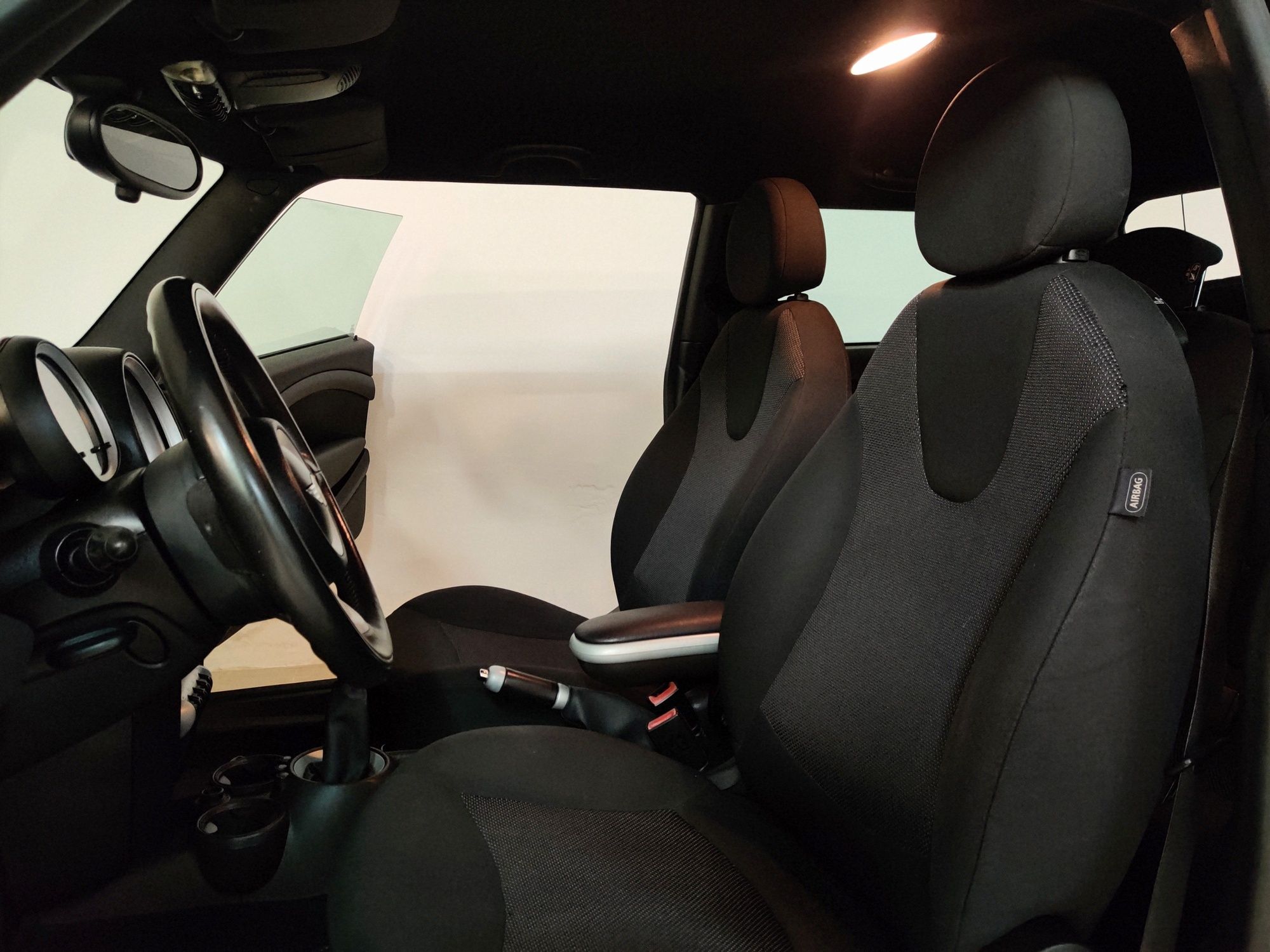 Mini Cooper D 1.6 110CV