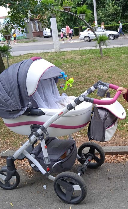 Продам коляску 2в1