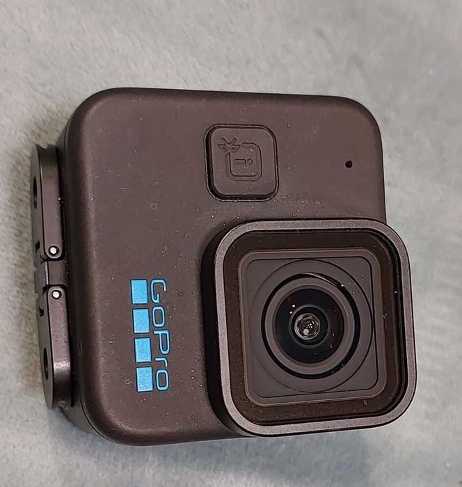 Видеокамера GoPro HERO11 Black Mini (CHDHF-111-RW)
