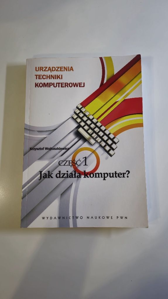 "Jak działa komputer" cz.1 Krzysztof Wojtuszkiewicz