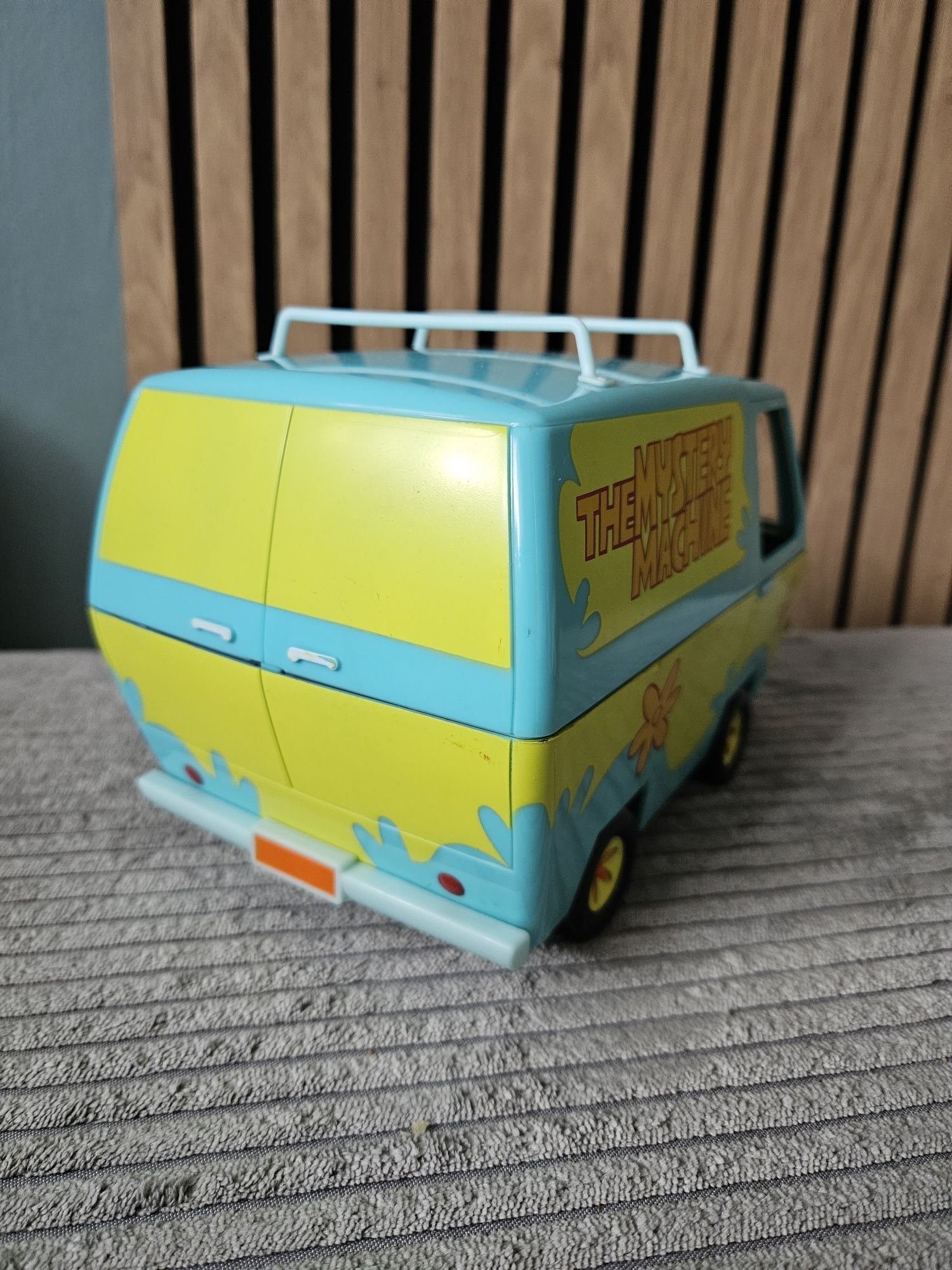 Auto samochód Scooby-Doo the mystery machine