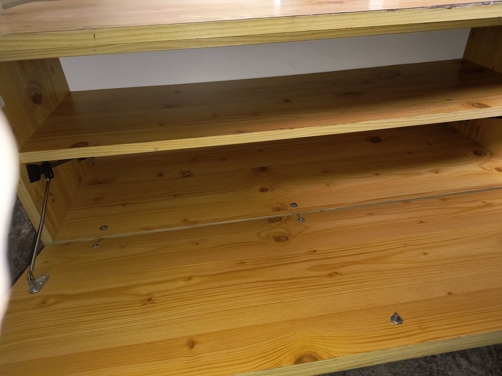Szafka/komoda na buty drewnopodobna