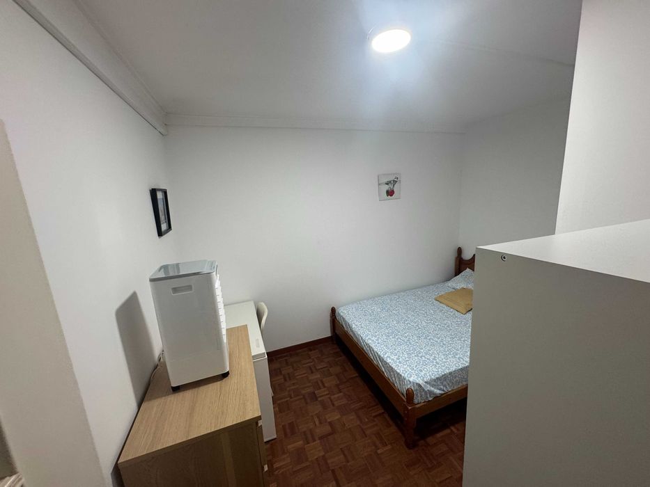 Quartos pra arrendar