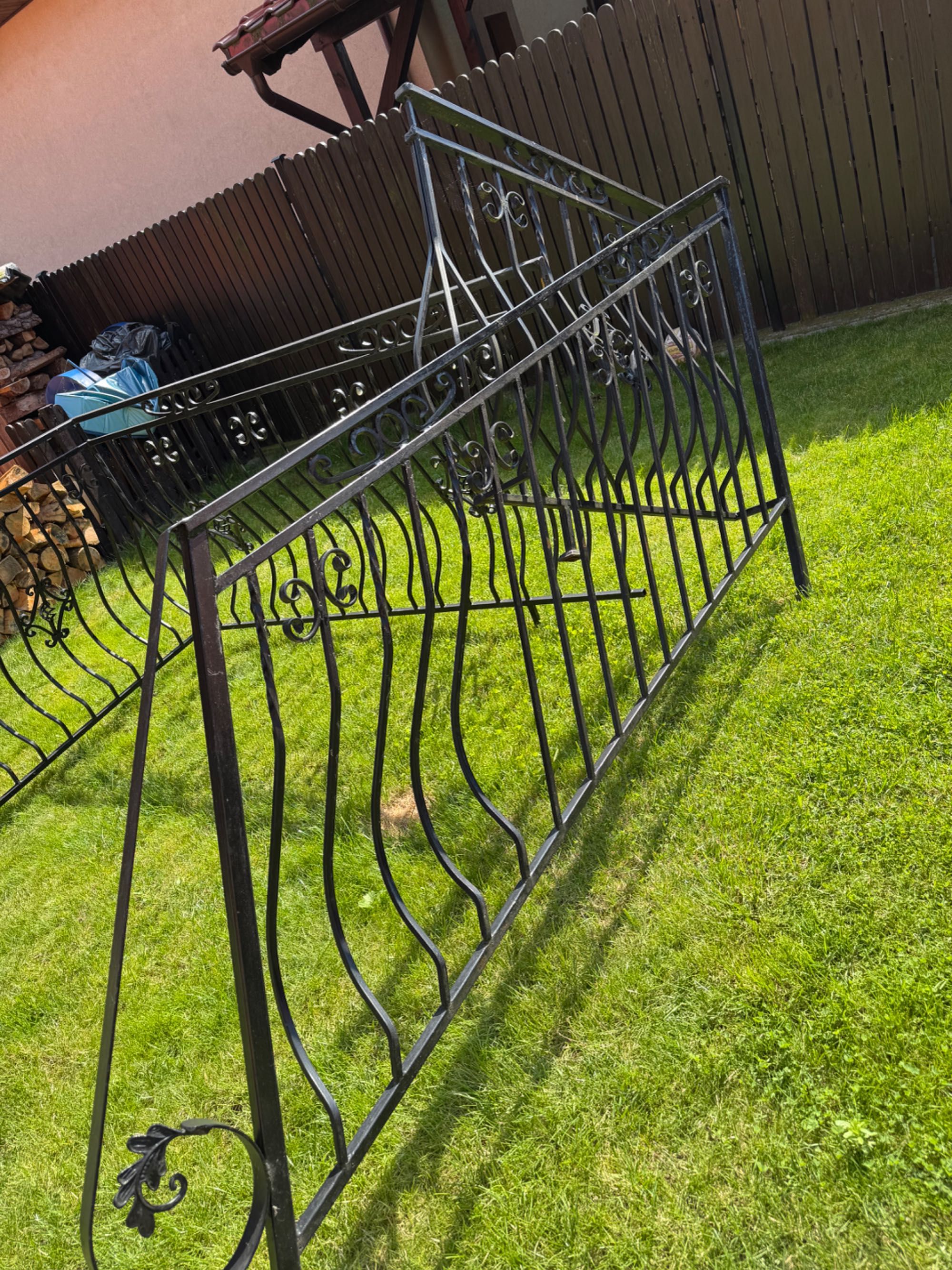 Balustrada balkonowa + balustrada schodowa – ozdobna, czarna, 2x2 m