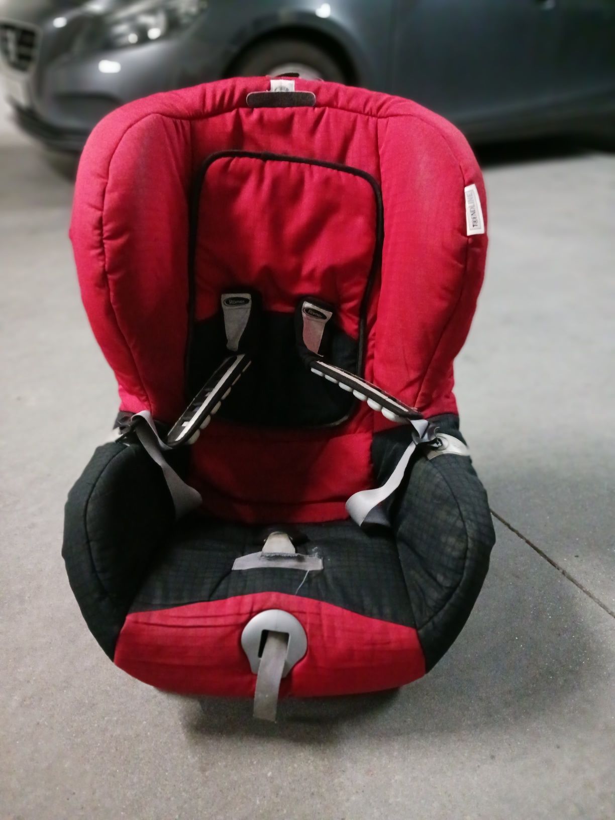 Cadeira auto Romer Trendline com isofix