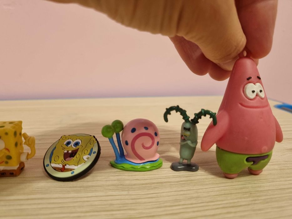 10 sztuk Figurki SpongeBob Jajko Niespodzianka Zestaw Zabawek Brelok