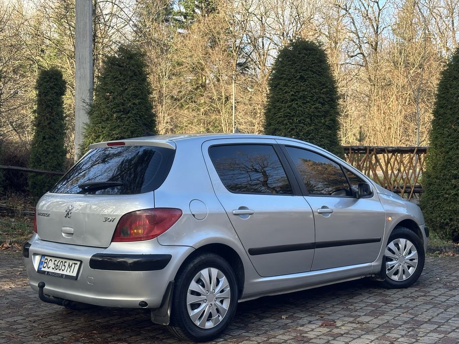Peugeot 307 2002 року!
