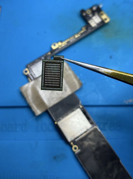 Reparacão Board’s Iphone 6 ao 12 16Pro 16pro e subtituição de vidros 