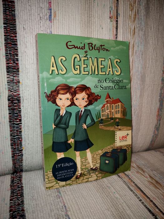 As gémeas no colégio de Santa Clara | Enid Blynton (Portes grátis)