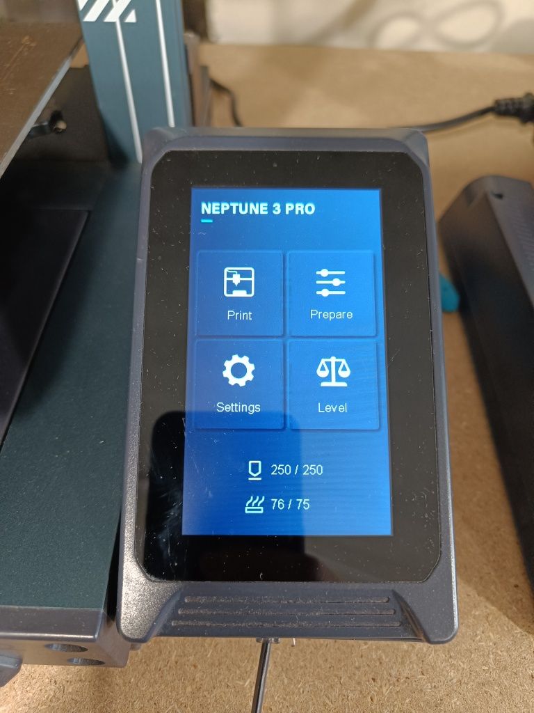 ELEGOO Neptune 3 PRO 3Д принтер б/у