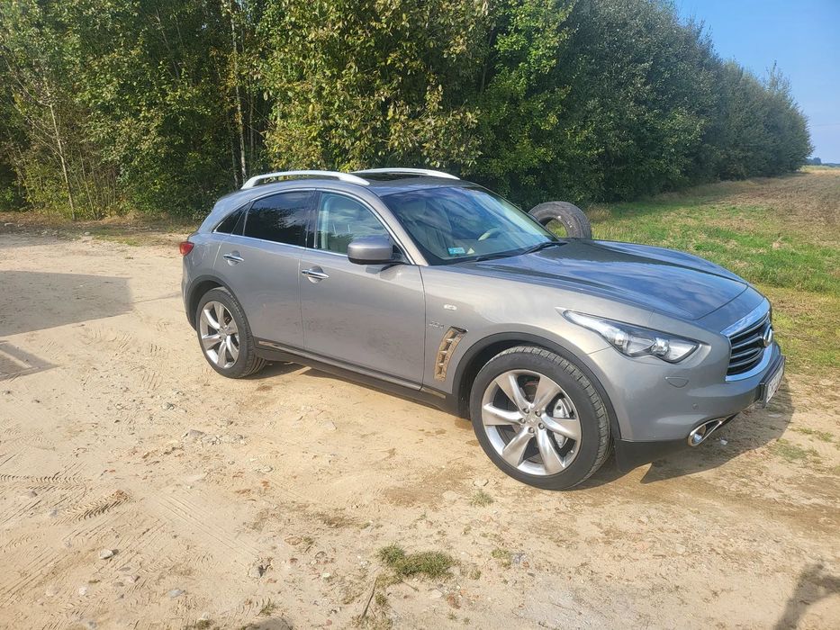 Infiniti QX70 Infiniti QX70S bogata wersja z niskim przebiegiem
