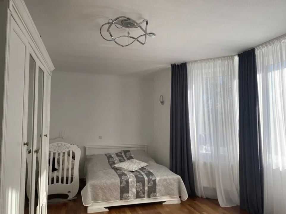 Продається будинок (дуплекс) 160 м2 з ремонтом/Ділянка 3 сотих