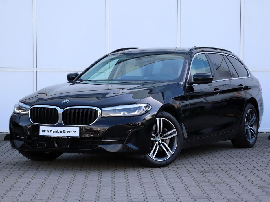 BMW Seria 5 530e Touring xDrive/HeadUp/StopGo/Masaż/Wentylacja/Szklany Dach/FV