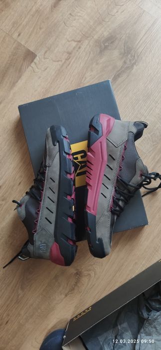Nowe buty Caterpillara