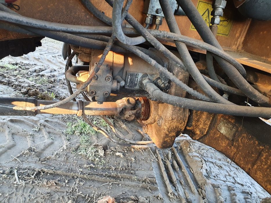 ładowarka case 21E 08r skrzynia rozdzielcza mechanizm róznicowy