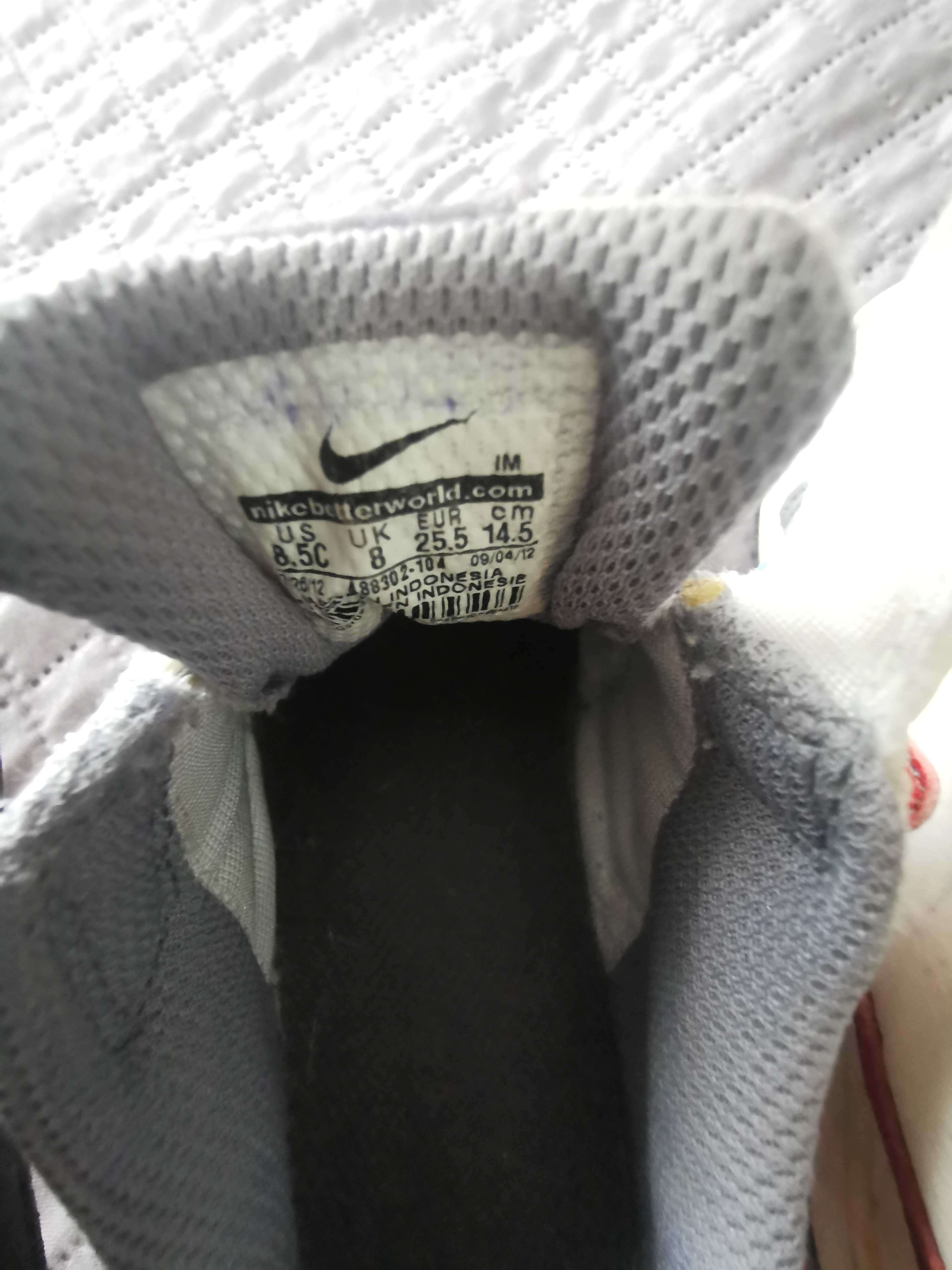 Buty dziecięce Nike rozmiar 25,5