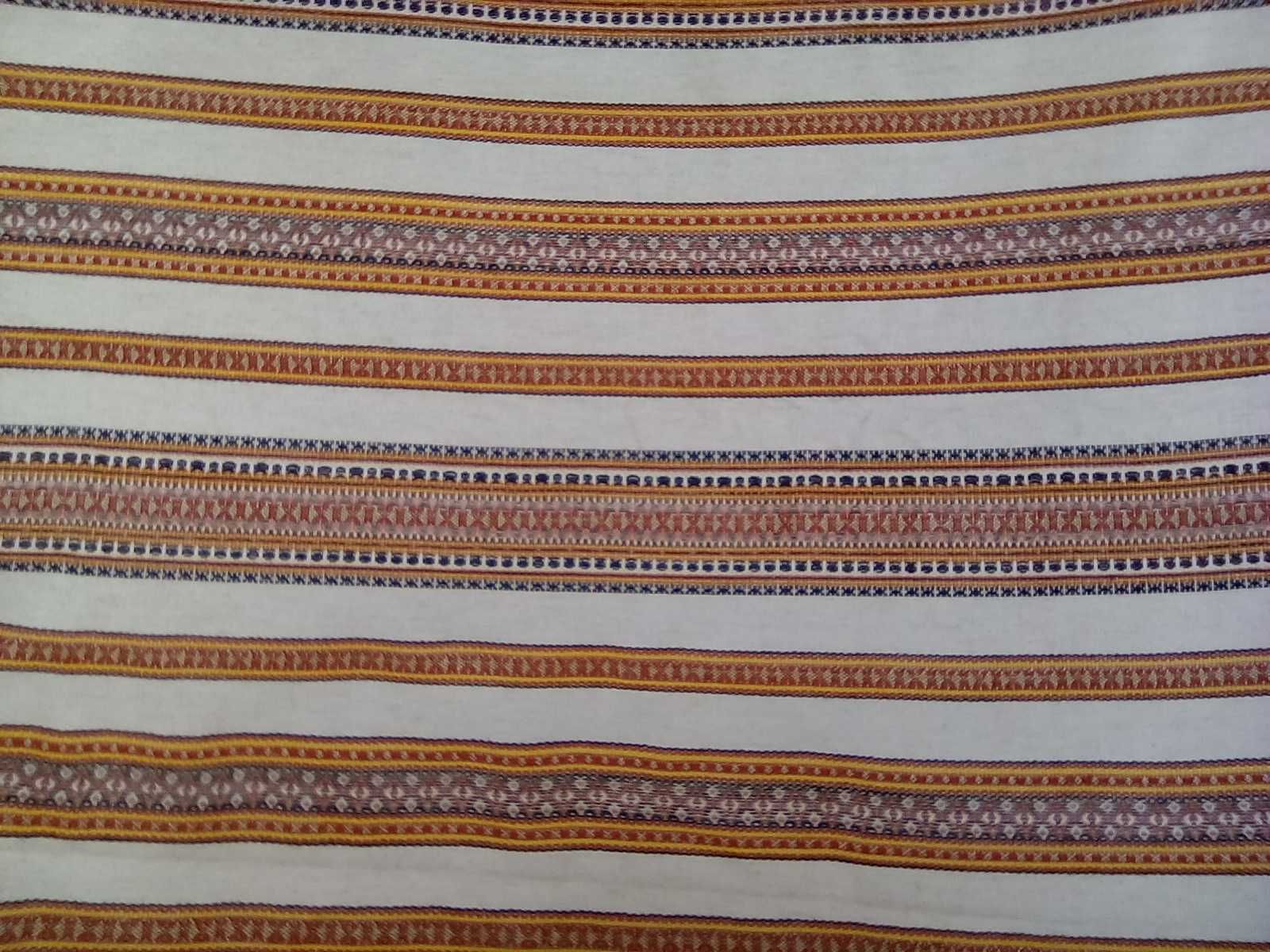 НОВАЯ ткань с вышивкой (отрез 3,70м)