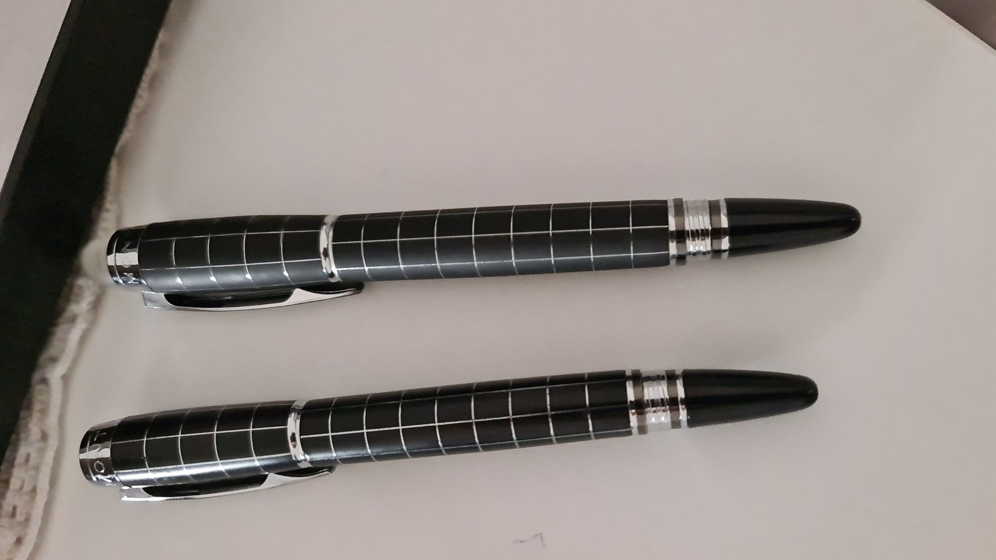 Canetas Mont Blanc e Marca Hachet