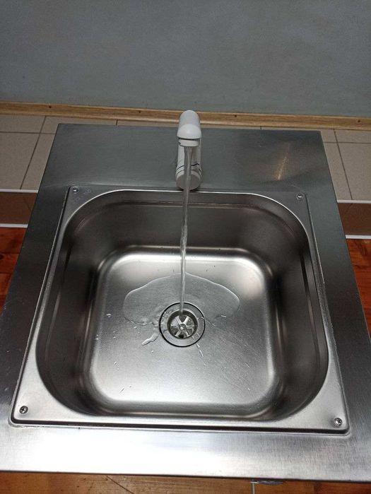 Рукомийник автономний АР-15 / Рукомойник автономный АР-15 230В/12В