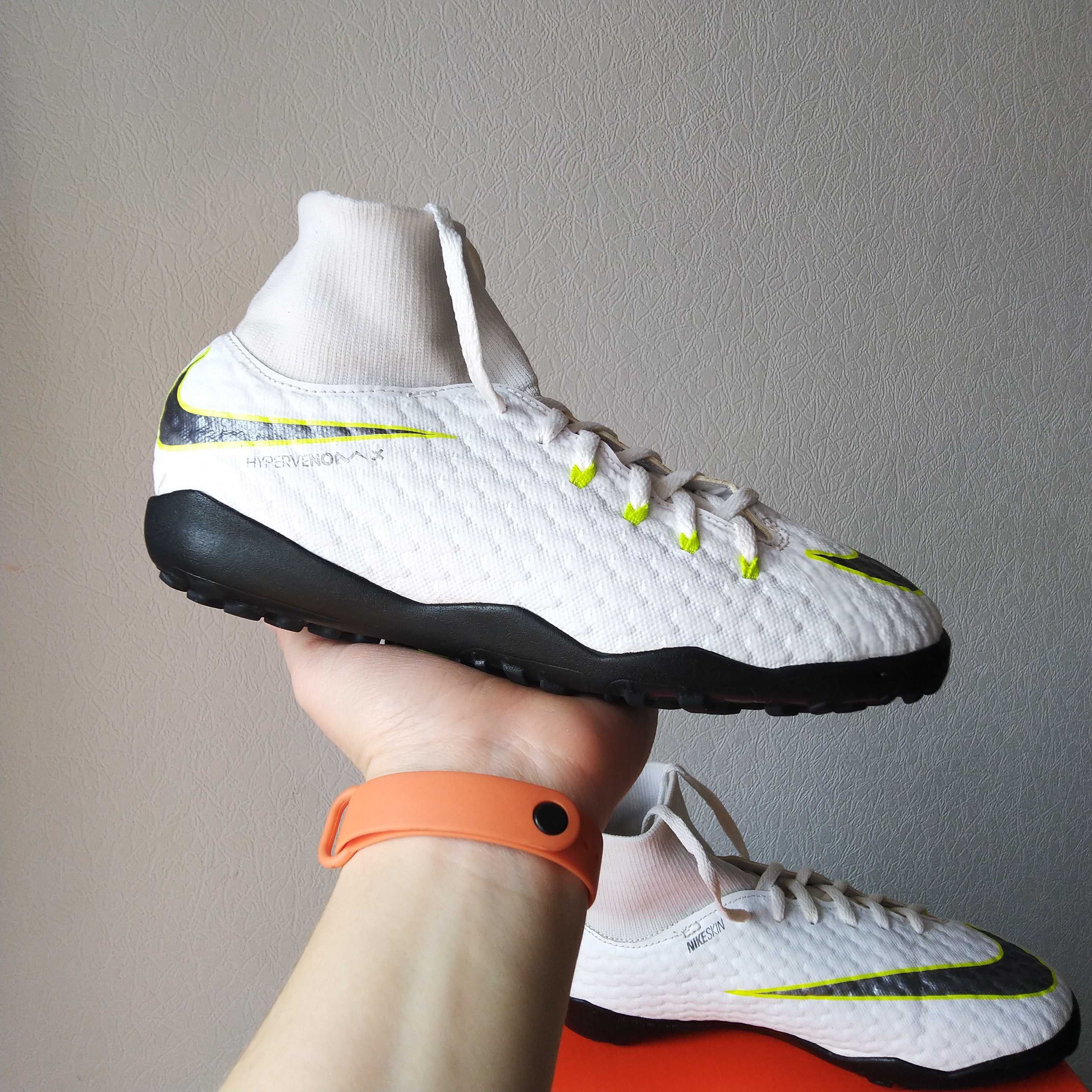 Сороконожки 35 - 36 Nike Hypervenom PhantomX 3. бутси/кросівки