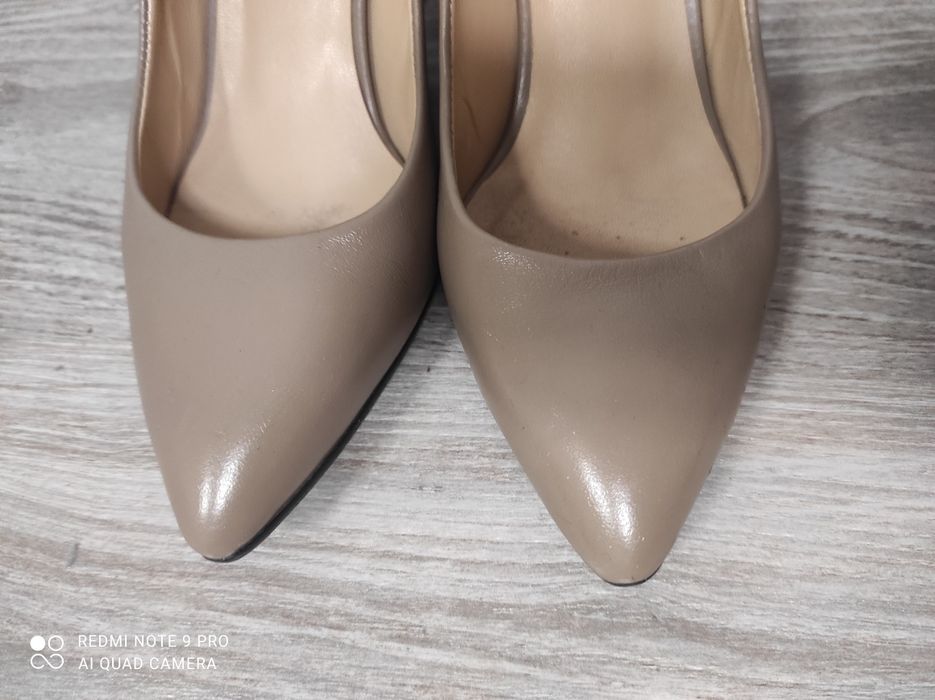 Шкіряні туфлі Estro 36р