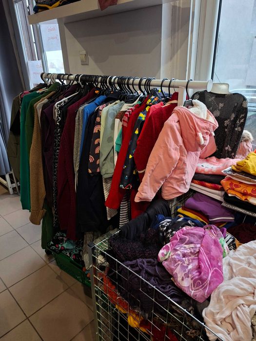 Wyposazenie sklepu odziezowego