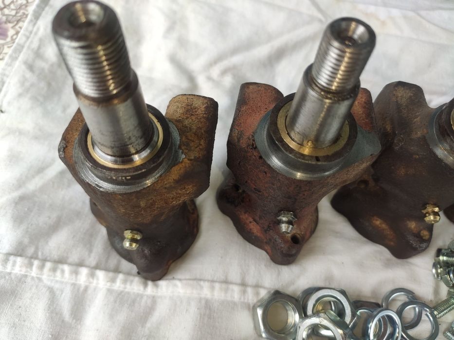 Рульовий маятник для ЛуАЗ/Реставрація рульових маятників
