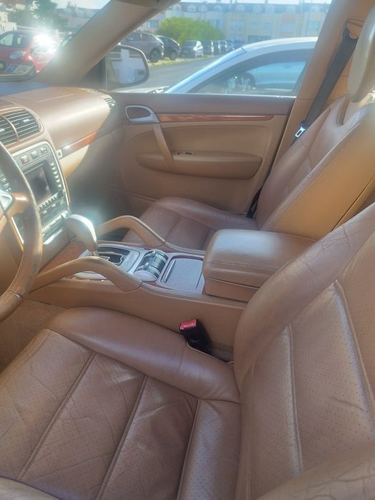 Porsche Cayenne  s