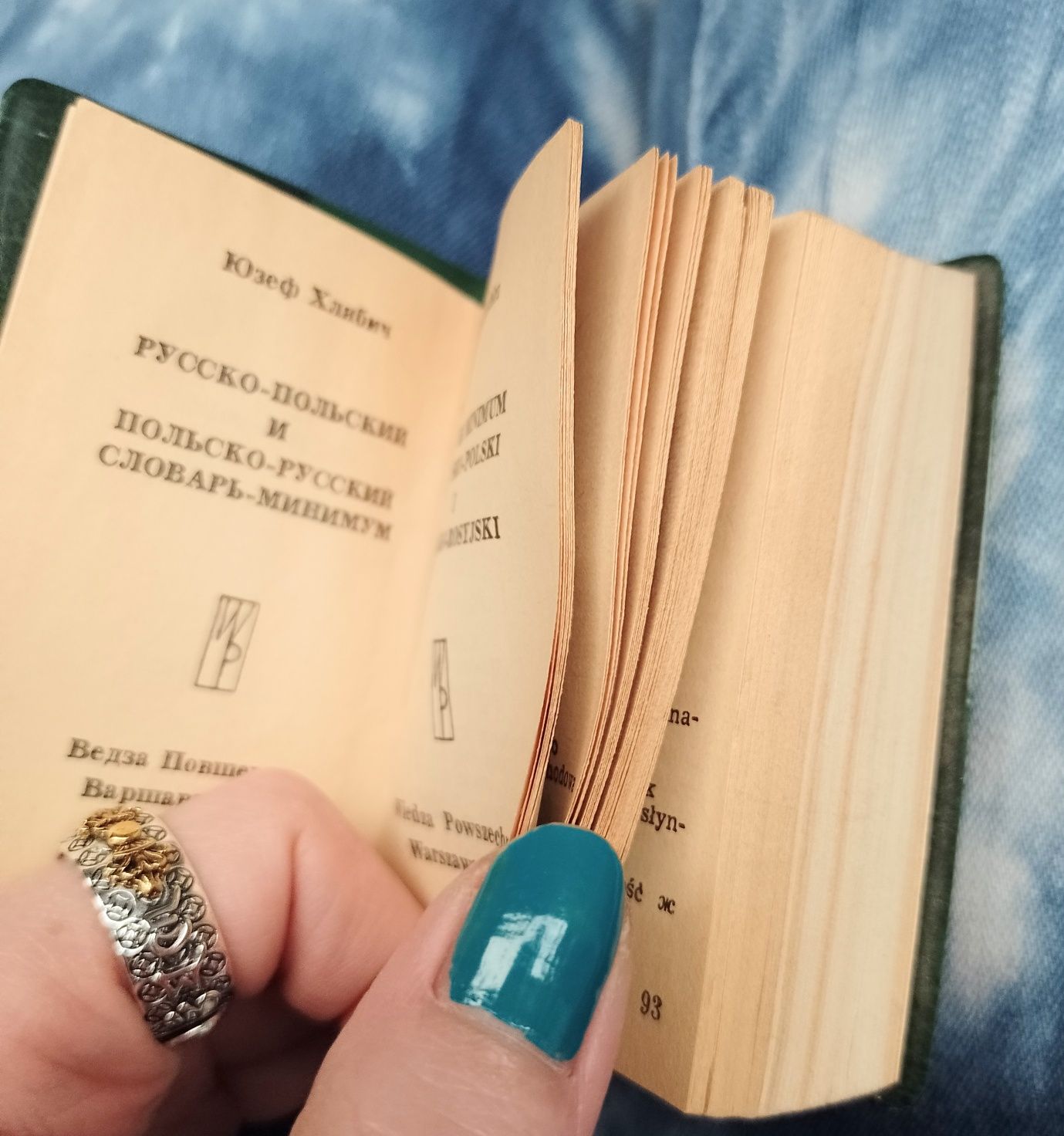Miniatura mały kieszonkowy słownik polsko rosyjski i rosyjsko polski