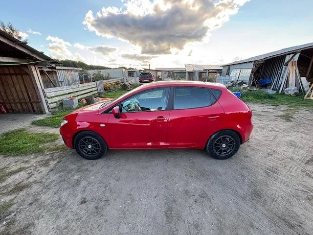Seat Ibiza Syndyk sprzeda samochód marki SEAT Ibiza 1.4 MR'08 E4 6J