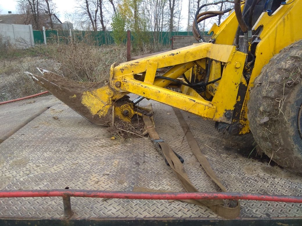 UNC 060 bobcat Корчувач пнів, Корчуватіль, корчування дерев