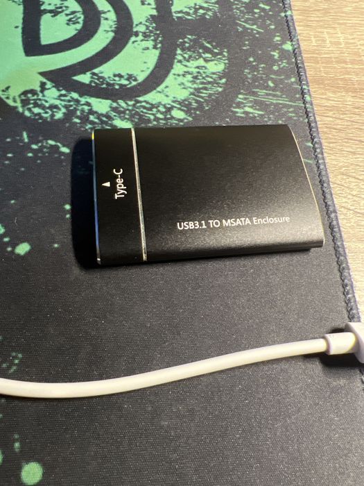 Зовнішній SSD накопичувач 2 TB