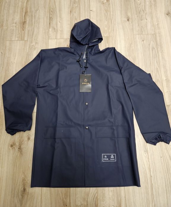 Nowa kurtka przeciwdeszczowa PROS