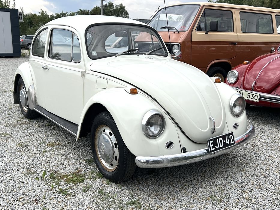 VW Garbus 1200 z 1970 Pastel White