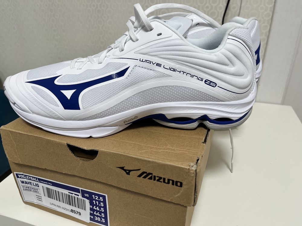 Волейбольні кросівки Mizuno Wave Lightning Z6 46/12.5US/11.5UK/305mm