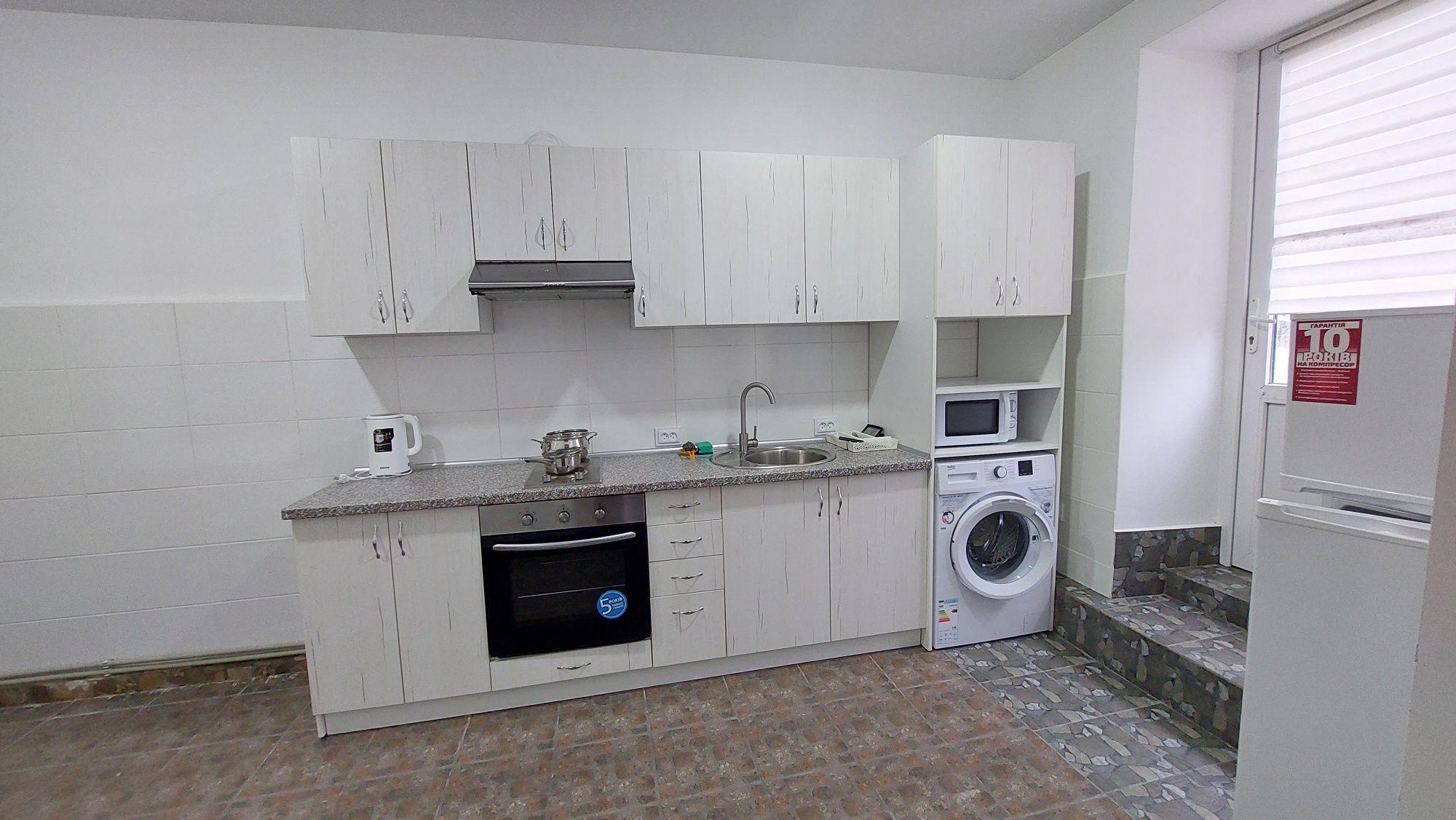 Продам 1-кімнатний будинок. Вул.Коцюбинського.