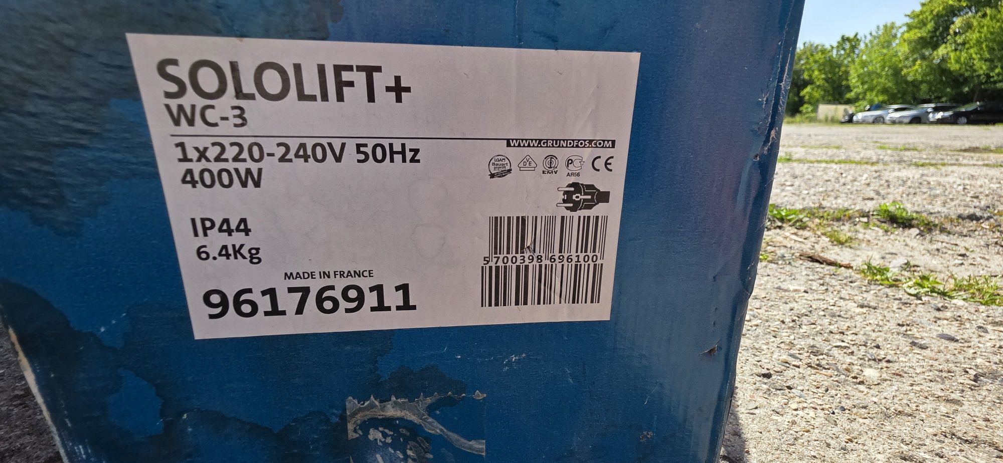 Pompa do toalety WC z rozdrabniaczem