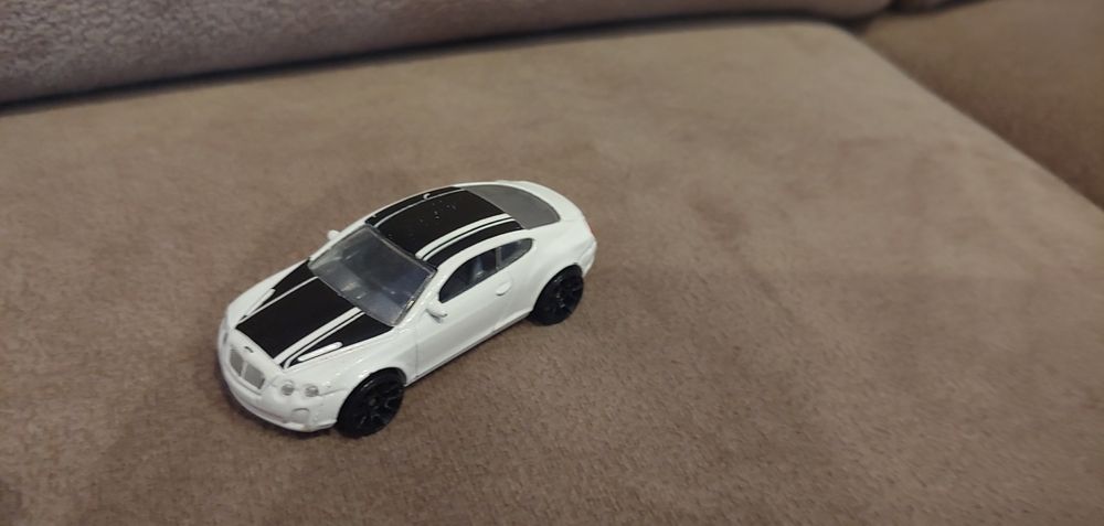 Hot wheels Bentley continental Supersports 2012