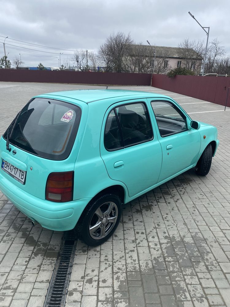 Nissan mikra , продам